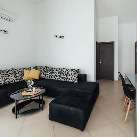 Apartment Lidija