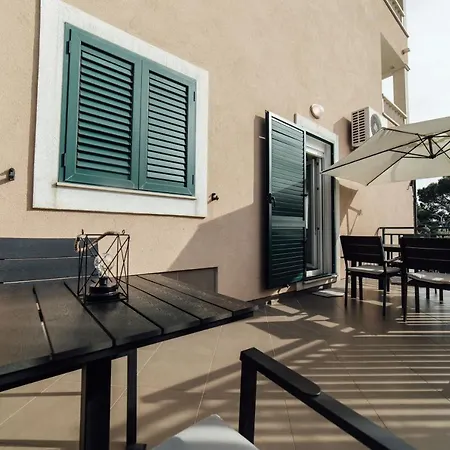 Apartment Lidija