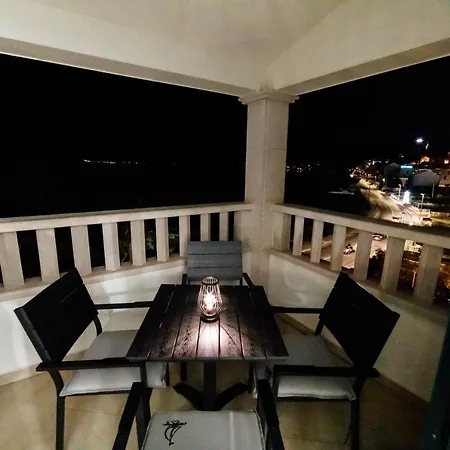Lidija Omis