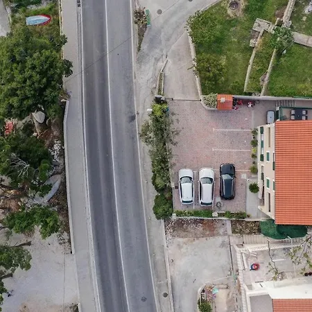 Lidija Διαμέρισμα Omiš