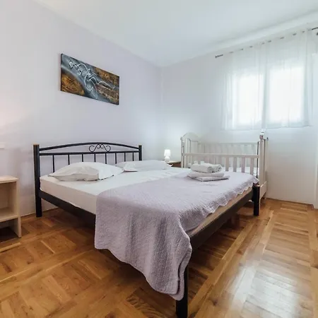 Lidija Διαμέρισμα